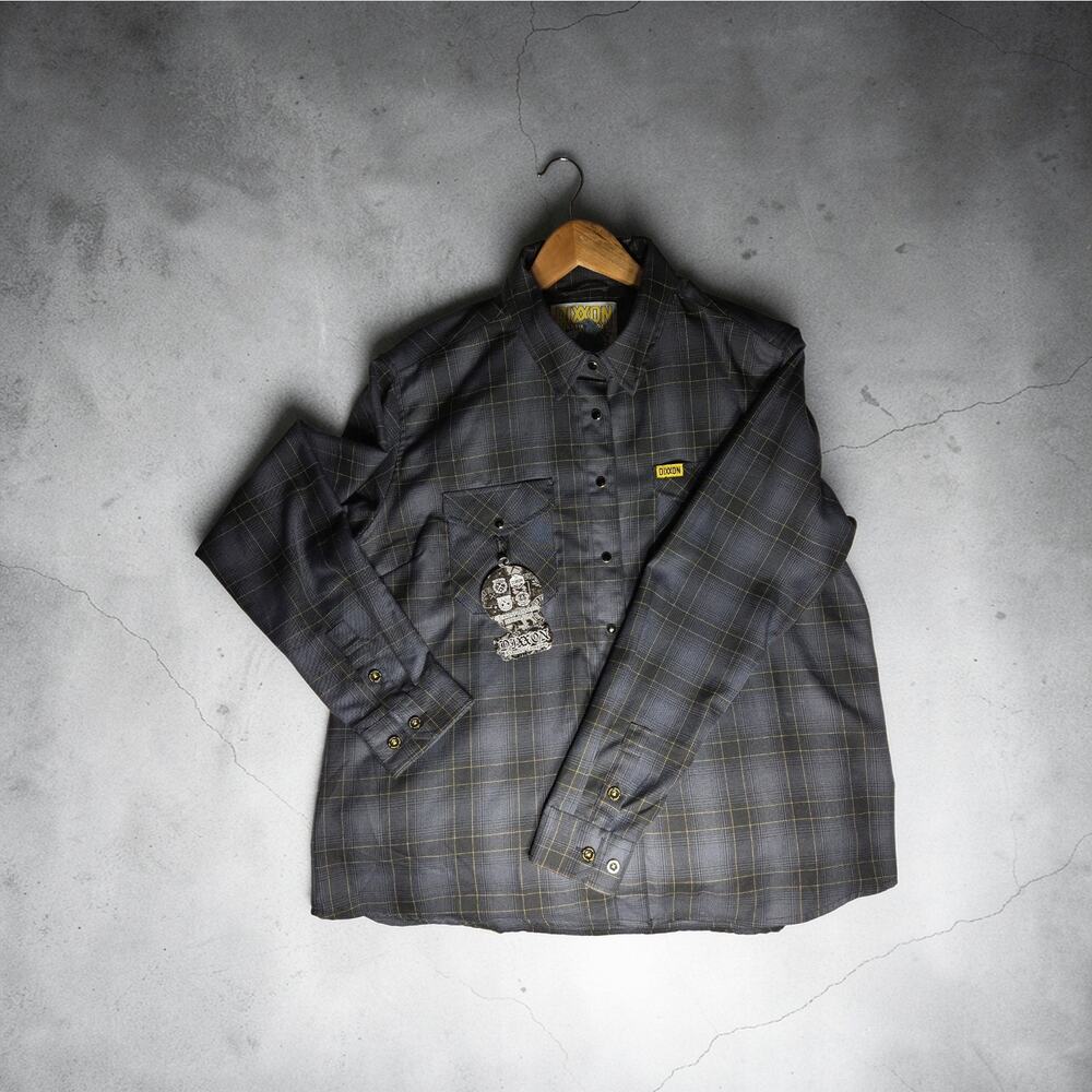 Dixxon Flannel Co The Raven Women’s 2XL Black Gray Plaid Button Up Shirt Western